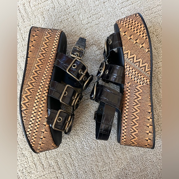 Free People Platform Sandals - Picture 1 of 9
